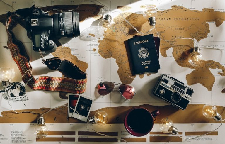 The Art of Travel: Discovering the World on a Shoestring Budget
